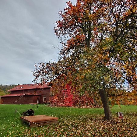 Pekloveske Apartmany V Ceskem Raji Zeleznice Bagian luar foto