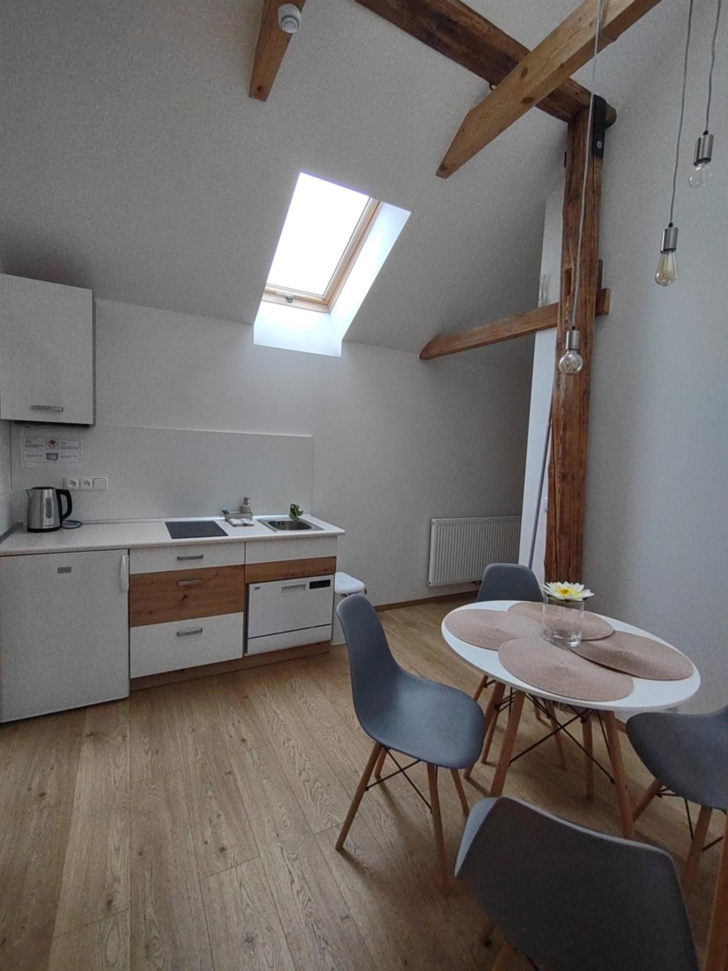 Pekloveske Apartmany V Ceskem Raji Zeleznice Bagian luar foto